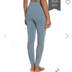 ALO Ultimate High Waist Legging